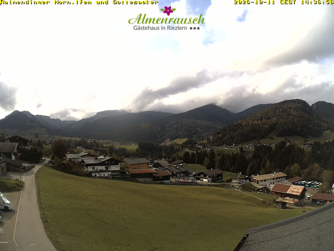 Archived image Webcam Guesthouse "Almenrausch"