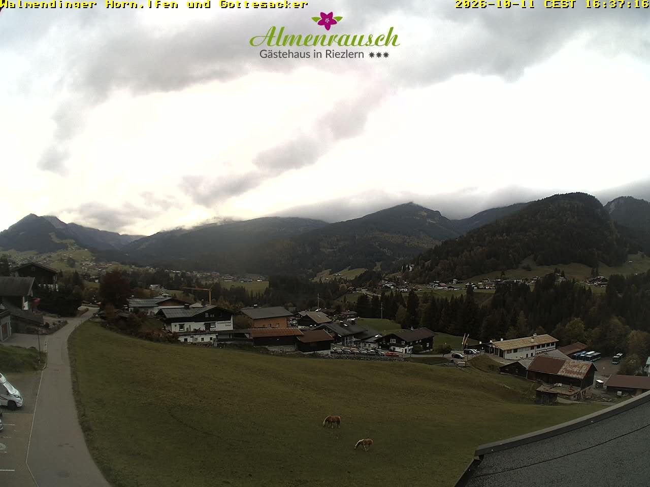 Archived image Webcam Guesthouse "Almenrausch"
