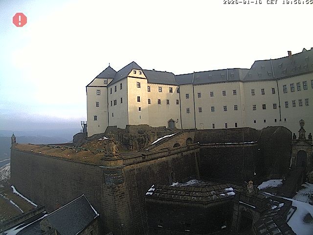 Archived image Webcam Fort Koenigstein entrance area
