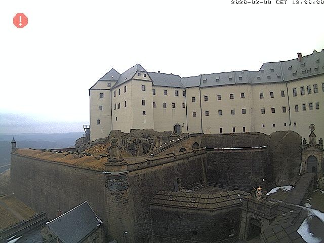 Archived image Webcam Fort Koenigstein entrance area
