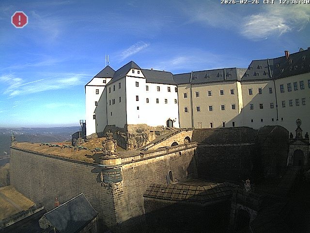 Archived image Webcam Fort Koenigstein entrance area