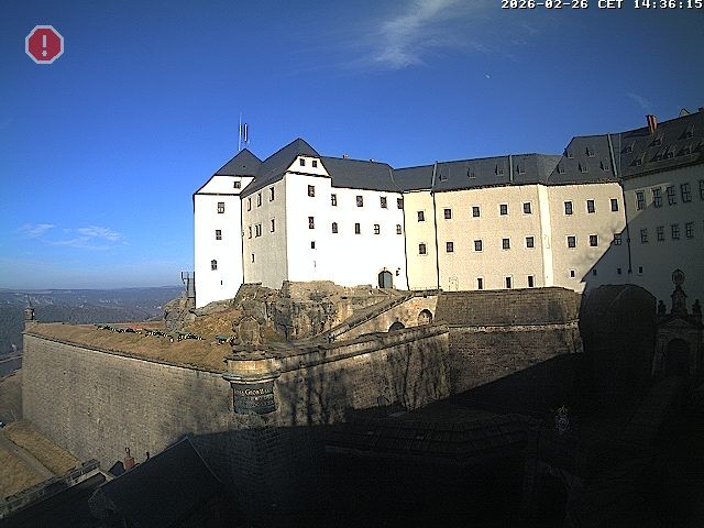 Archived image Webcam Fort Koenigstein entrance area