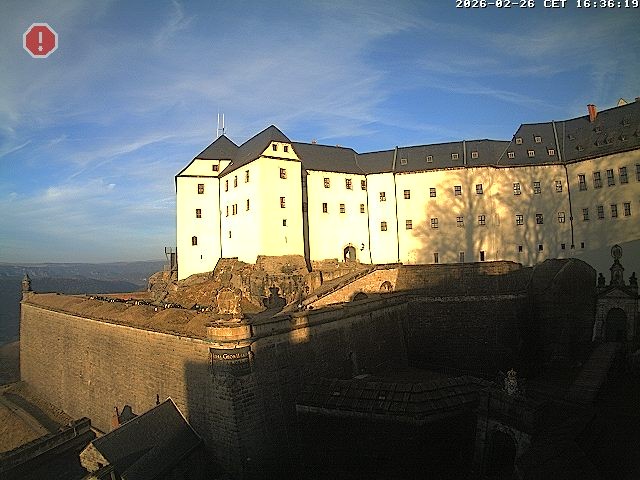 Archived image Webcam Fort Koenigstein entrance area