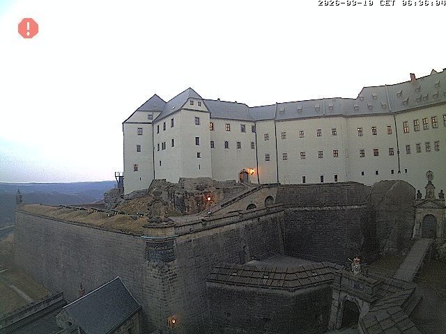 Archived image Webcam Fort Koenigstein entrance area