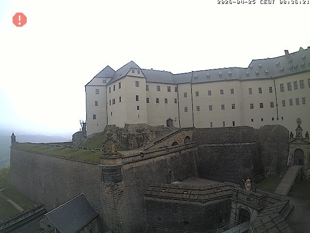 Archived image Webcam Fort Koenigstein entrance area
