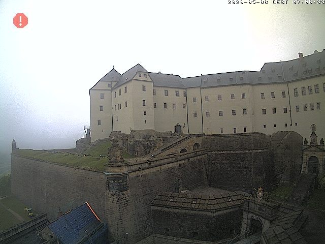 Archived image Webcam Fort Koenigstein entrance area