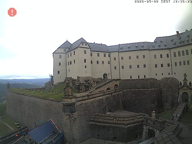 Archived image Webcam Fort Koenigstein entrance area