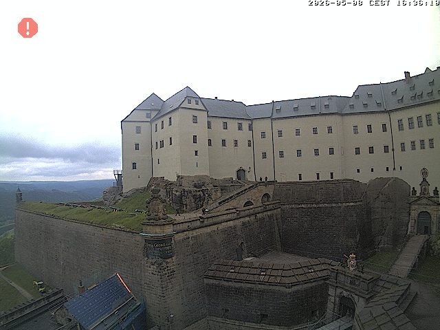 Archived image Webcam Fort Koenigstein entrance area