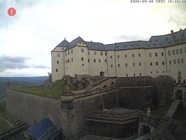 Archived image Webcam Fort Koenigstein entrance area