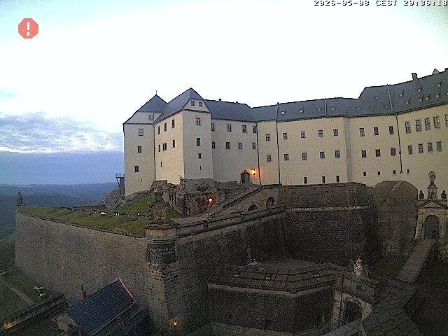 Archived image Webcam Fort Koenigstein entrance area