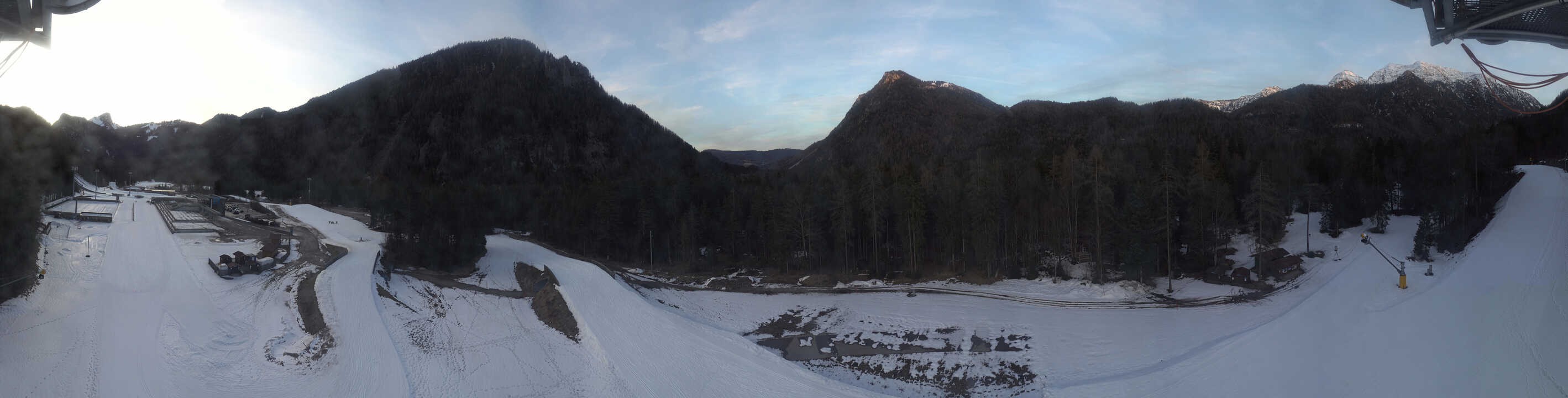 Archived image Webcam Ruhpolding: Chiemgau Arena