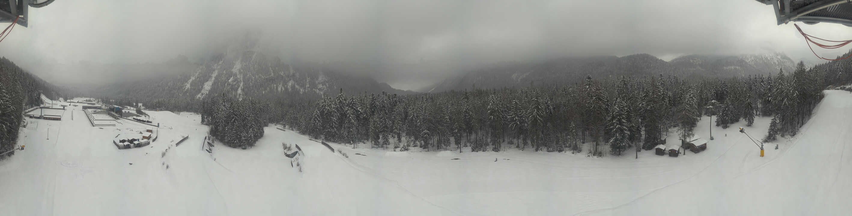 Archived image Webcam Ruhpolding: Chiemgau Arena