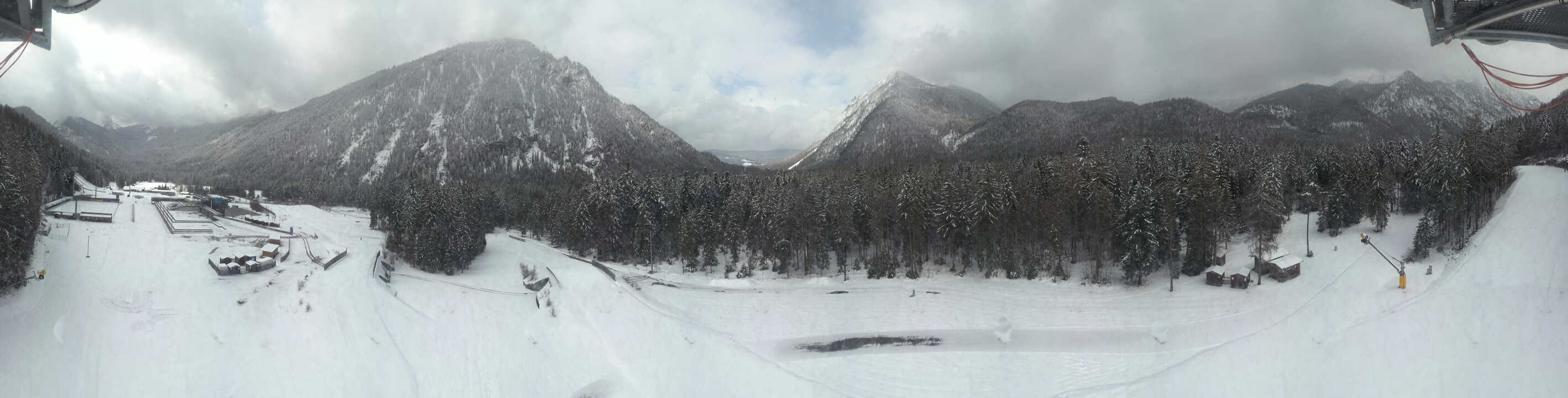 Archived image Webcam Ruhpolding: Chiemgau Arena