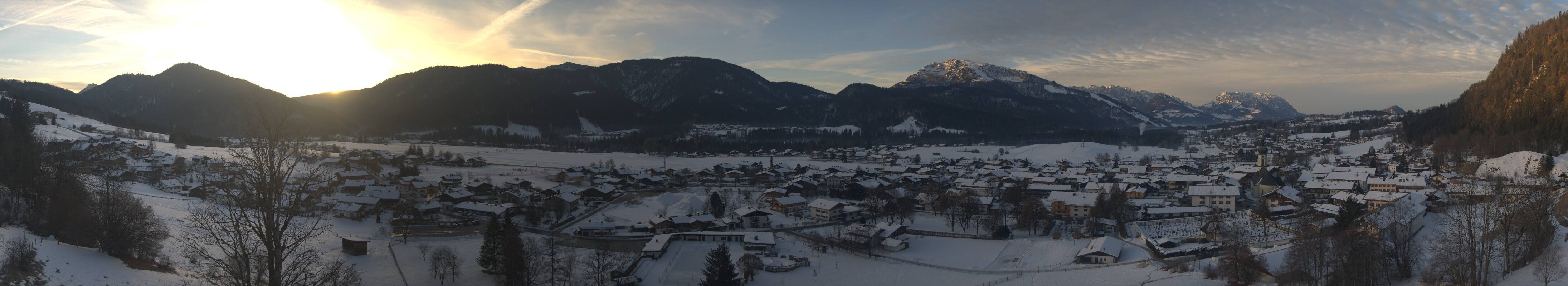 Archiv Foto Webcam Panoramablick auf das Dorf Reit im Winkl