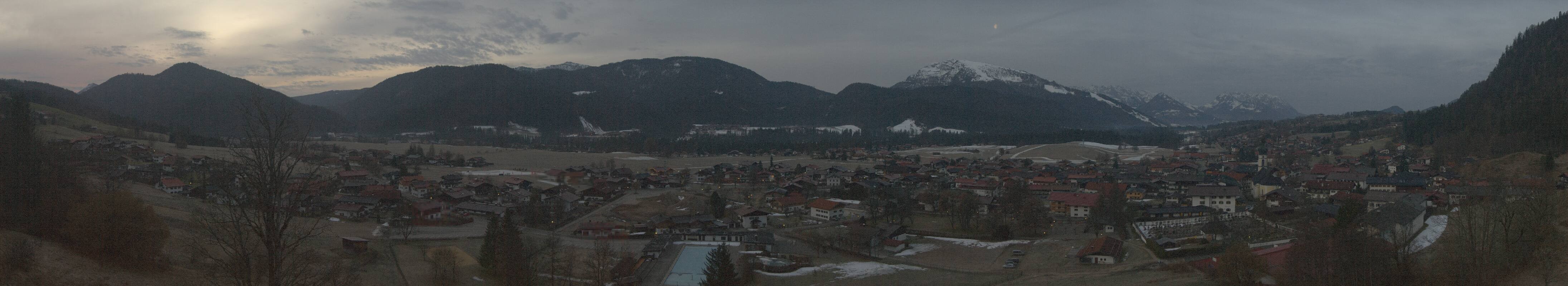 Archiv Foto Webcam Panoramablick auf das Dorf Reit im Winkl