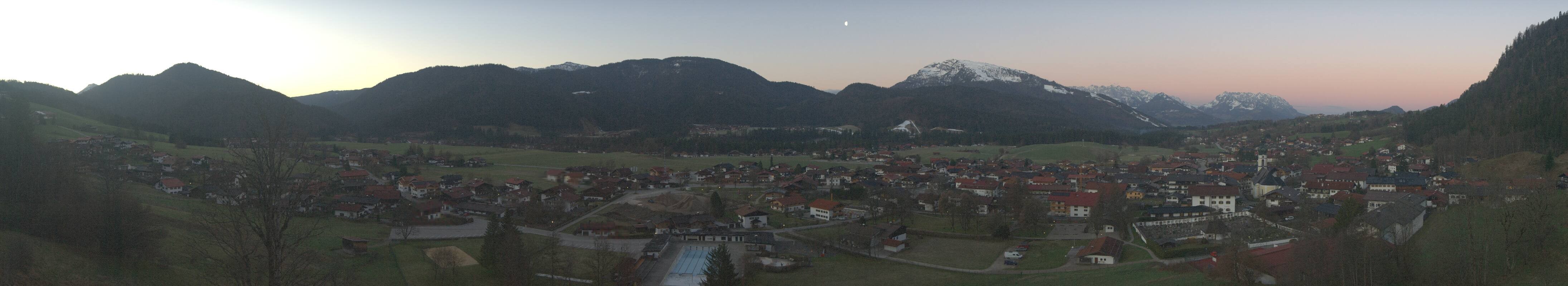 Archiv Foto Webcam Panoramablick auf das Dorf Reit im Winkl