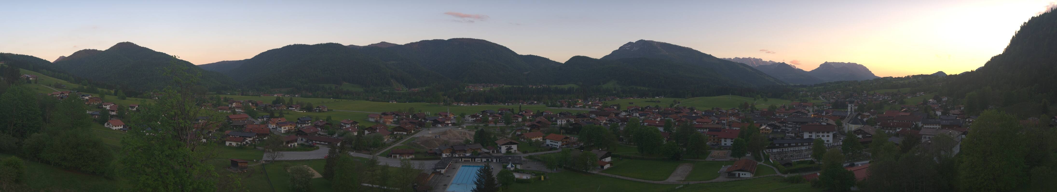 Archiv Foto Webcam Panoramablick auf das Dorf Reit im Winkl