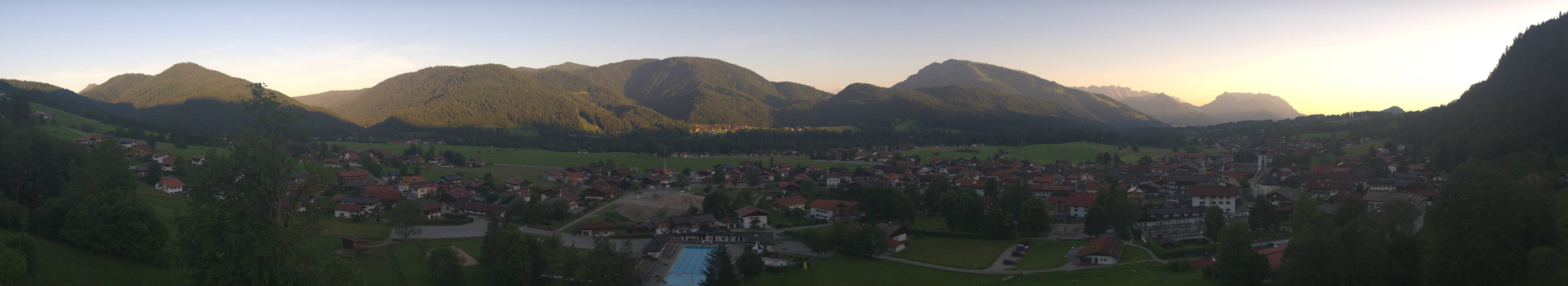 Archiv Foto Webcam Panoramablick auf das Dorf Reit im Winkl