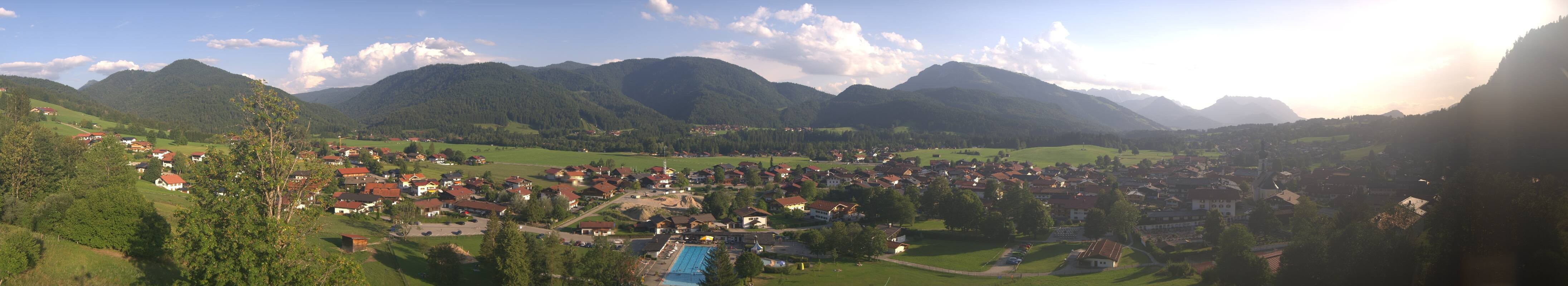 Archiv Foto Webcam Panoramablick auf das Dorf Reit im Winkl