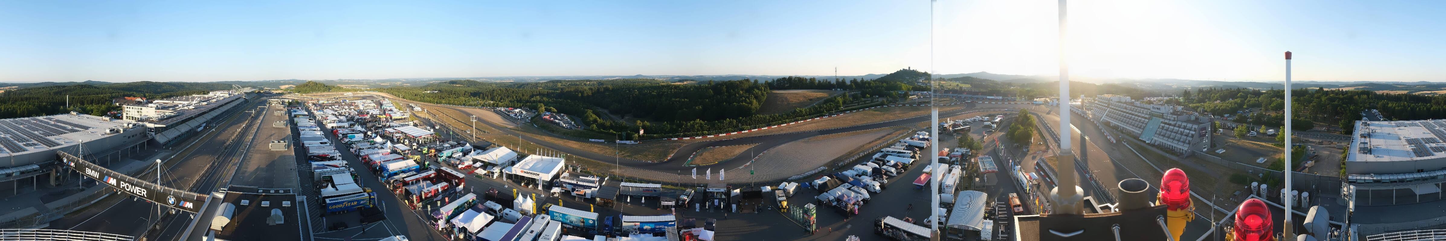 Archived image Webcam Nürburgring: Start/Finish line Grand Prix track