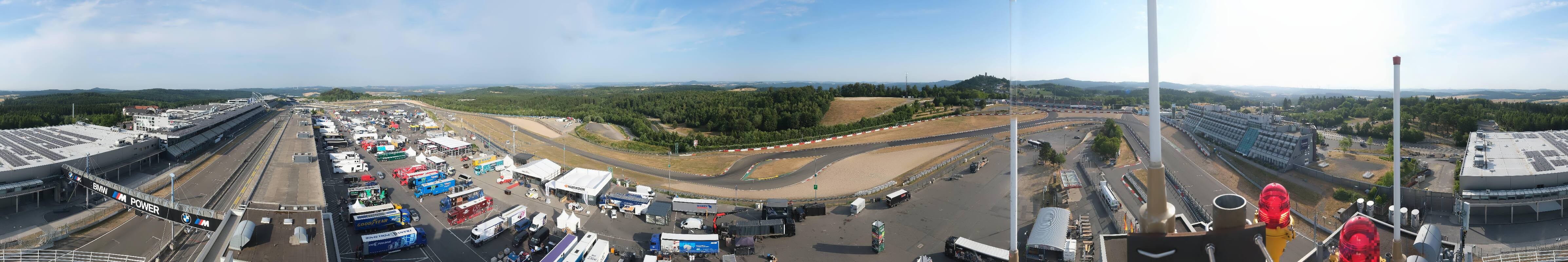 Archived image Webcam Nürburgring: Start/Finish line Grand Prix track