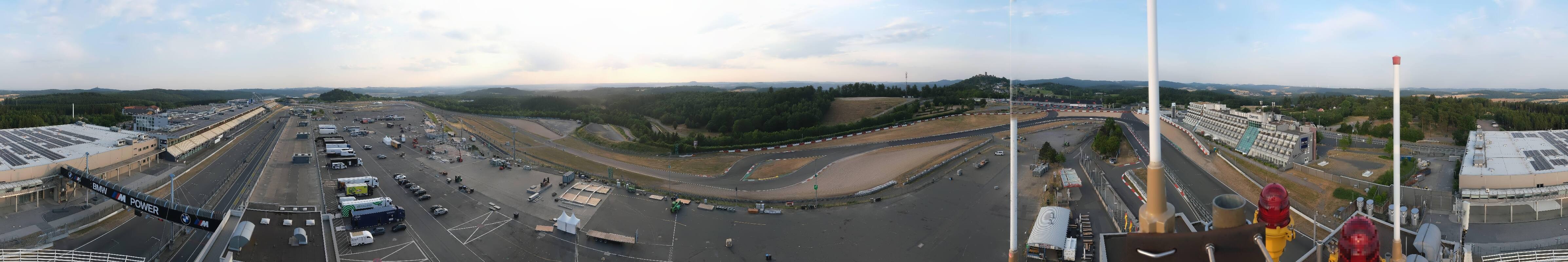 Archived image Webcam Nürburgring: Start/Finish line Grand Prix track