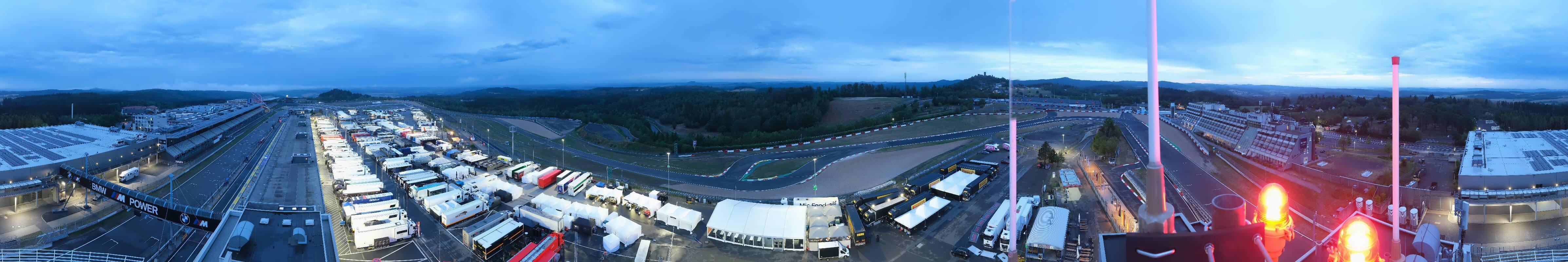Archived image Webcam Nürburgring: Start/Finish line Grand Prix track