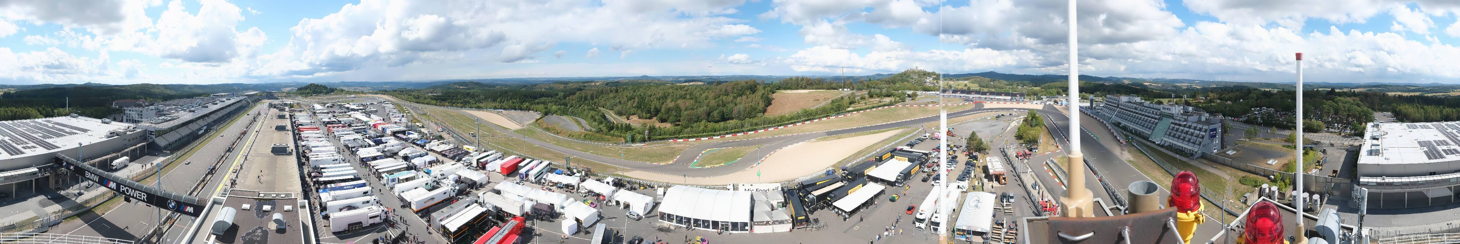 Archived image Webcam Nürburgring: Start/Finish line Grand Prix track