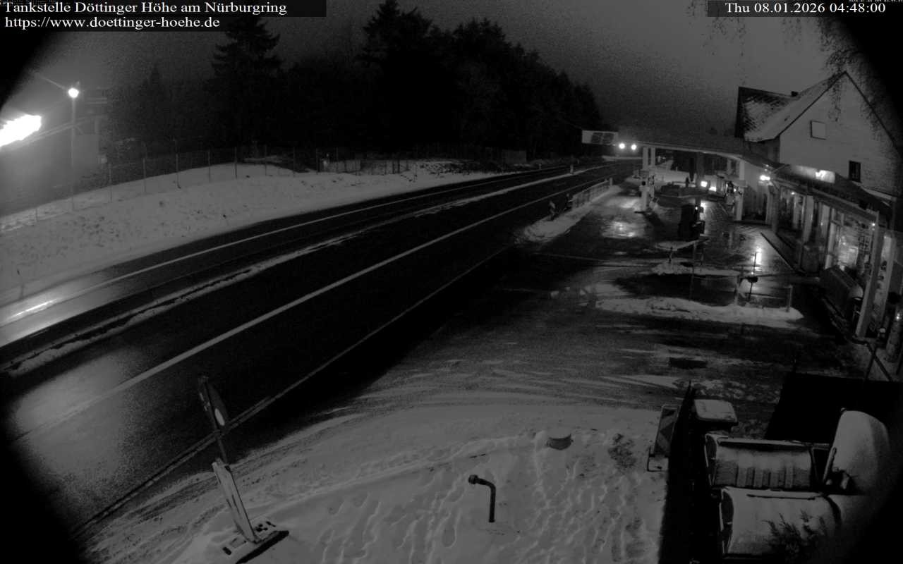 Archiv Foto Webcam Tankstelle Döttinger Höhe am Nürburgring