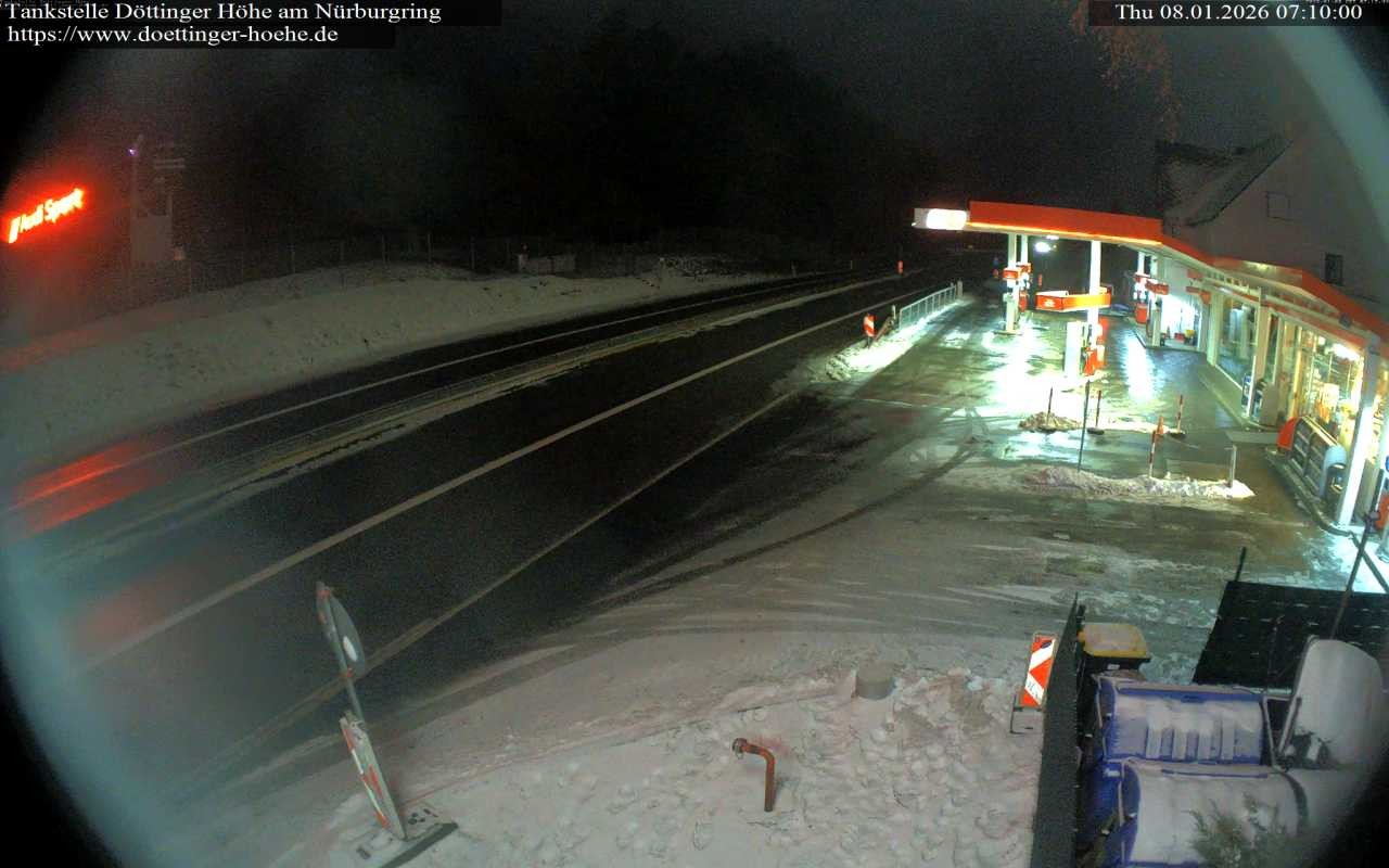Archiv Foto Webcam Tankstelle Döttinger Höhe am Nürburgring