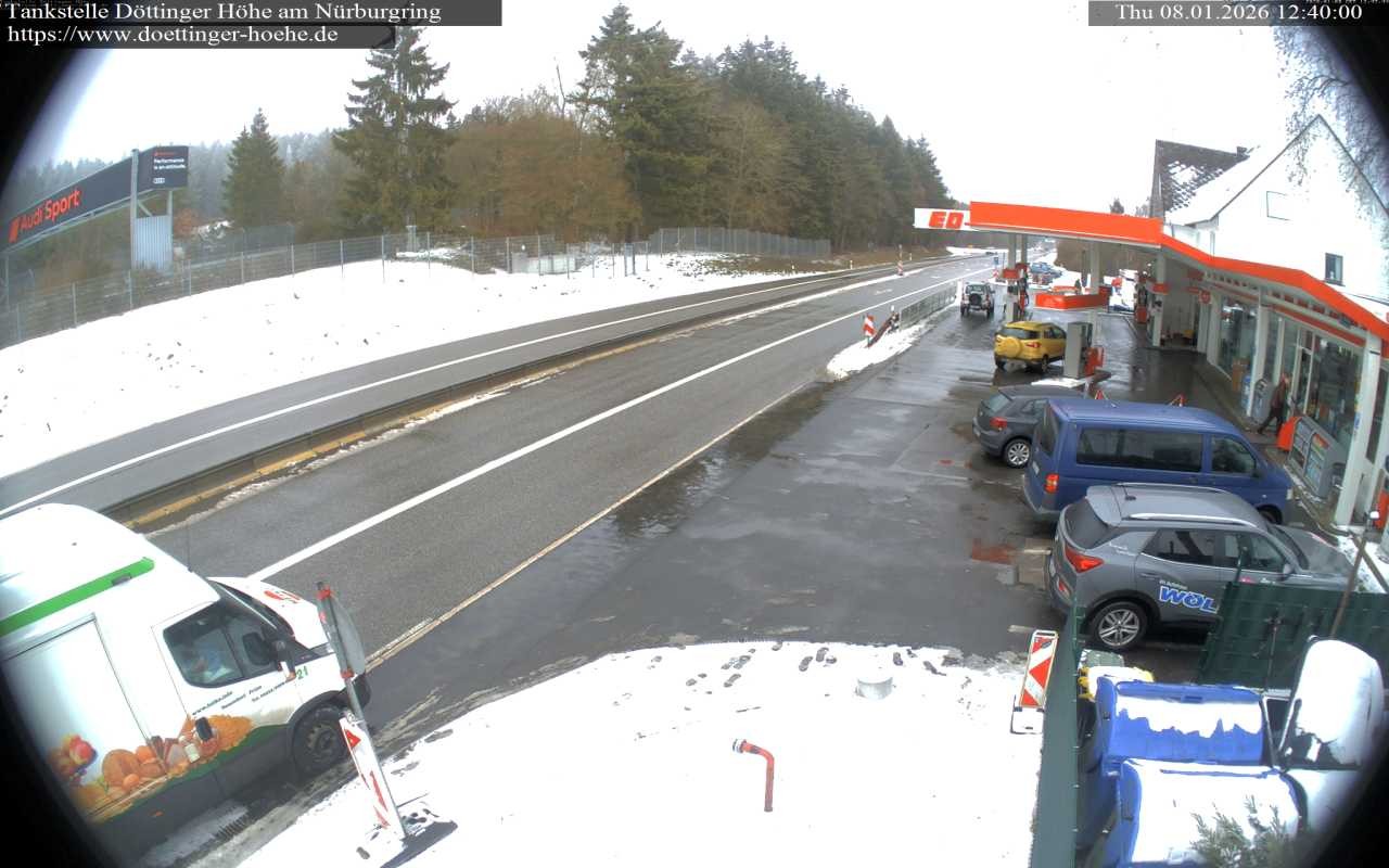 Archiv Foto Webcam Tankstelle Döttinger Höhe am Nürburgring