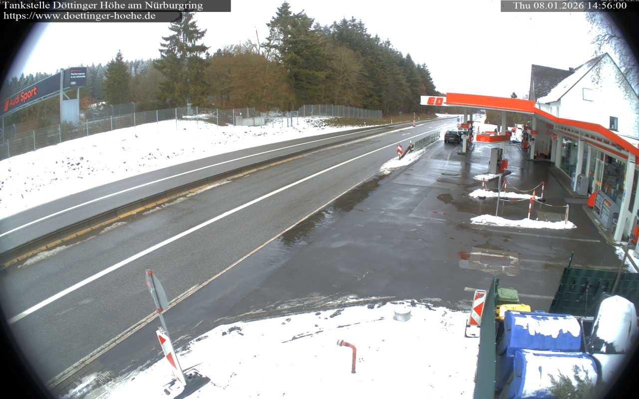 Archiv Foto Webcam Tankstelle Döttinger Höhe am Nürburgring
