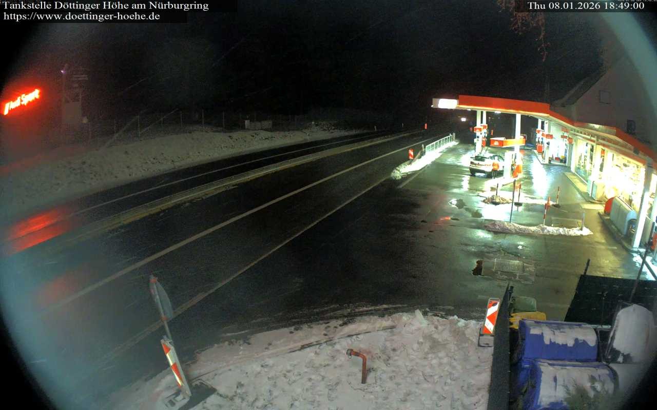 Archiv Foto Webcam Tankstelle Döttinger Höhe am Nürburgring