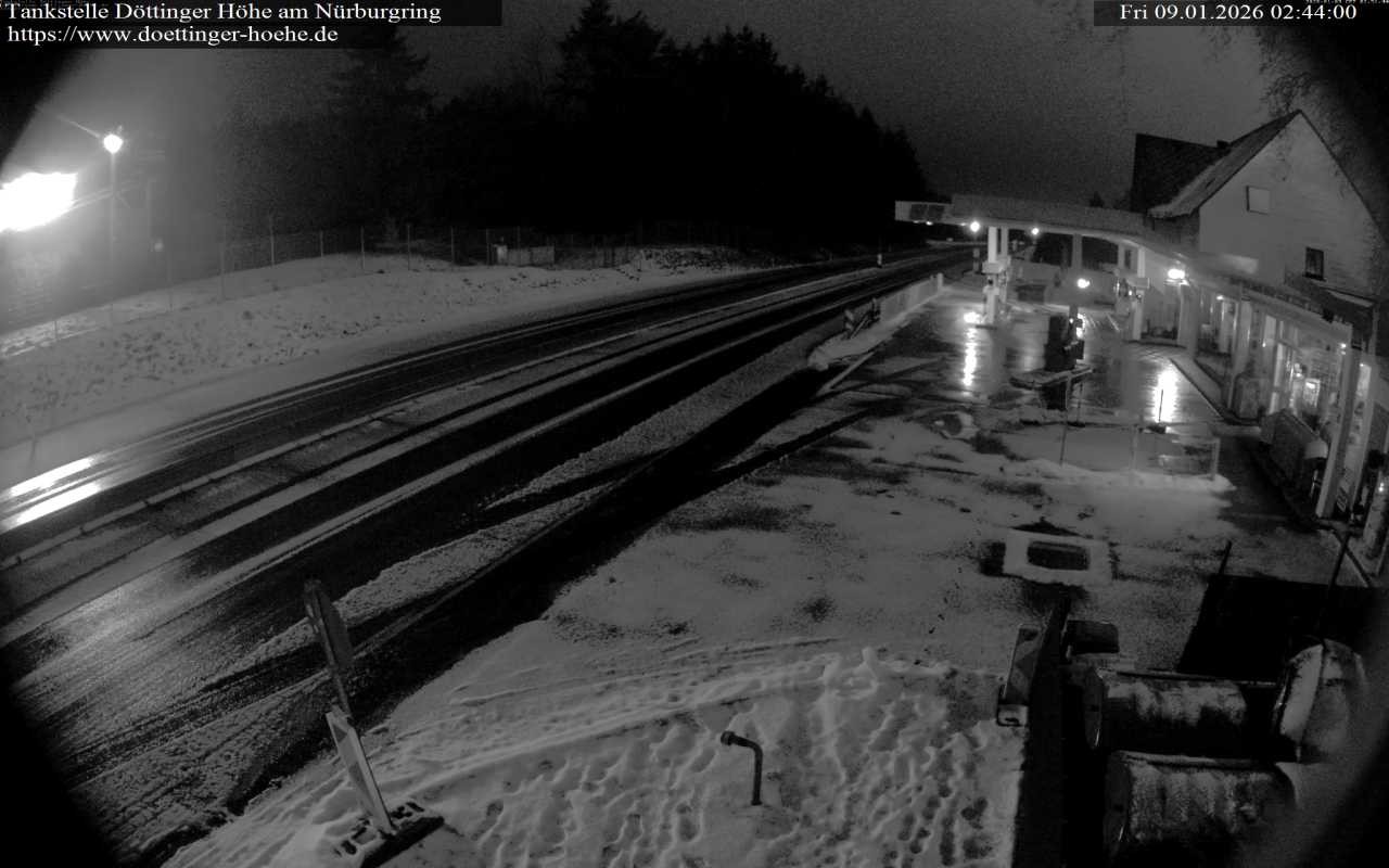 Archiv Foto Webcam Tankstelle Döttinger Höhe am Nürburgring