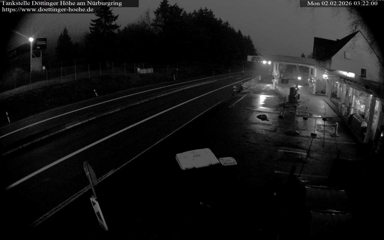 Archiv Foto Webcam Tankstelle Döttinger Höhe am Nürburgring