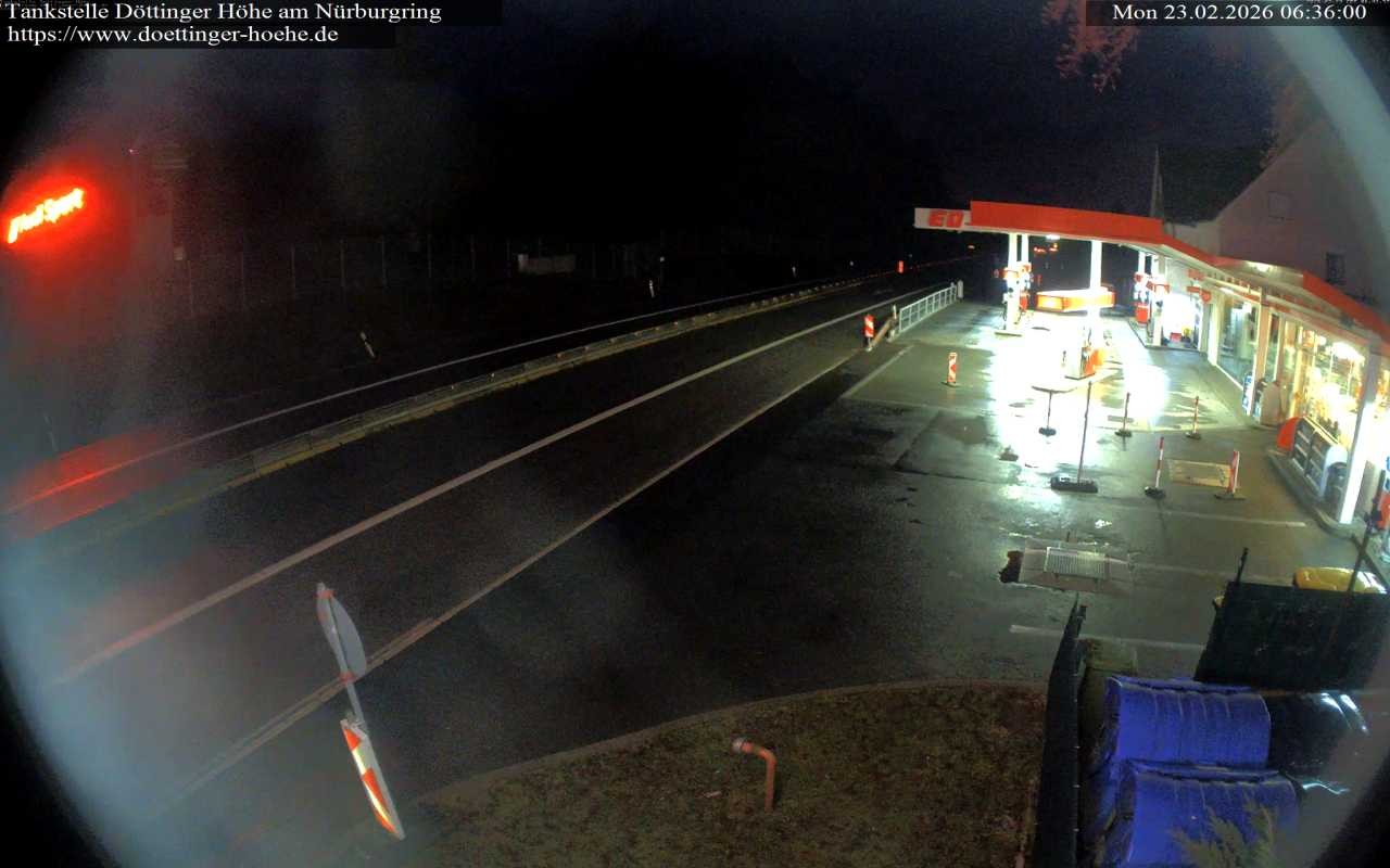 Archiv Foto Webcam Tankstelle Döttinger Höhe am Nürburgring