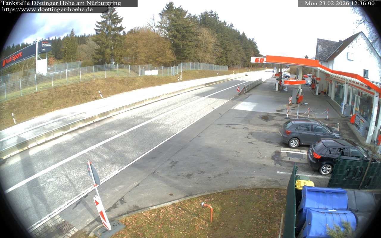 Archiv Foto Webcam Tankstelle Döttinger Höhe am Nürburgring