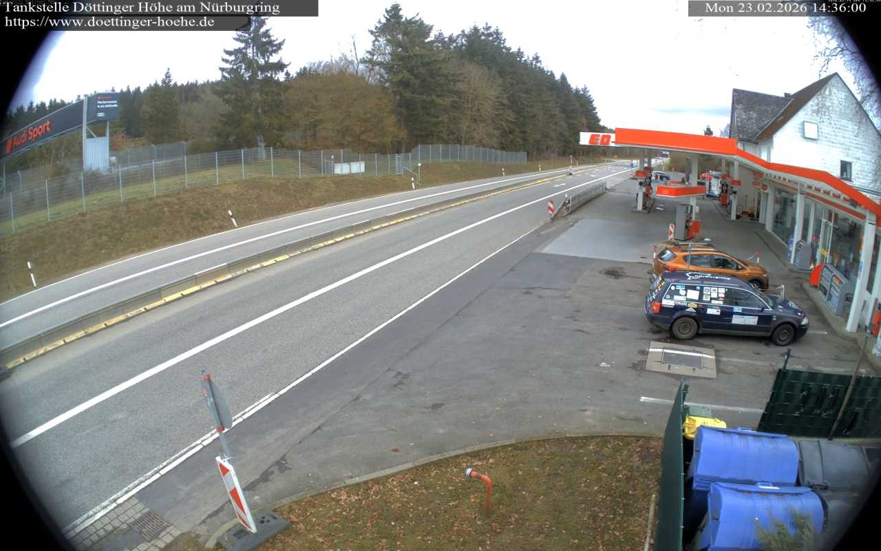Archiv Foto Webcam Tankstelle Döttinger Höhe am Nürburgring