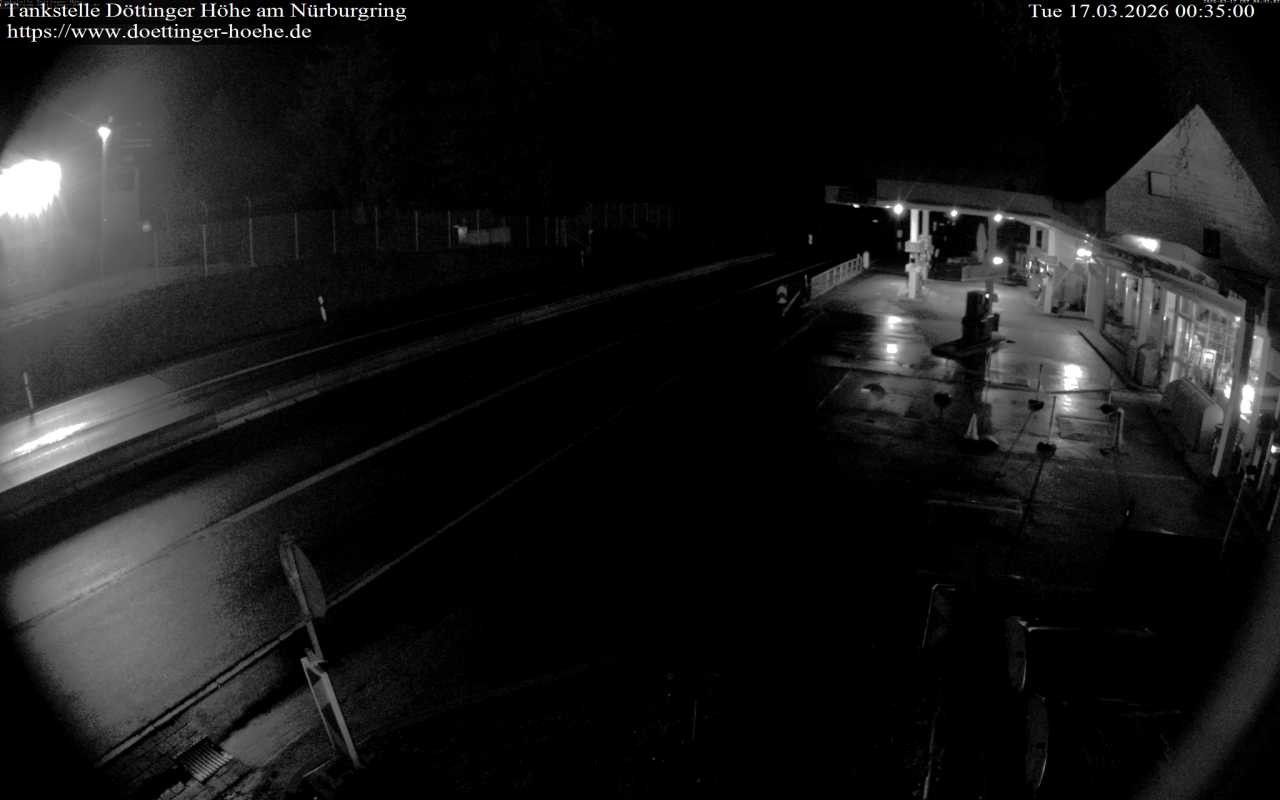 Archiv Foto Webcam Tankstelle Döttinger Höhe am Nürburgring