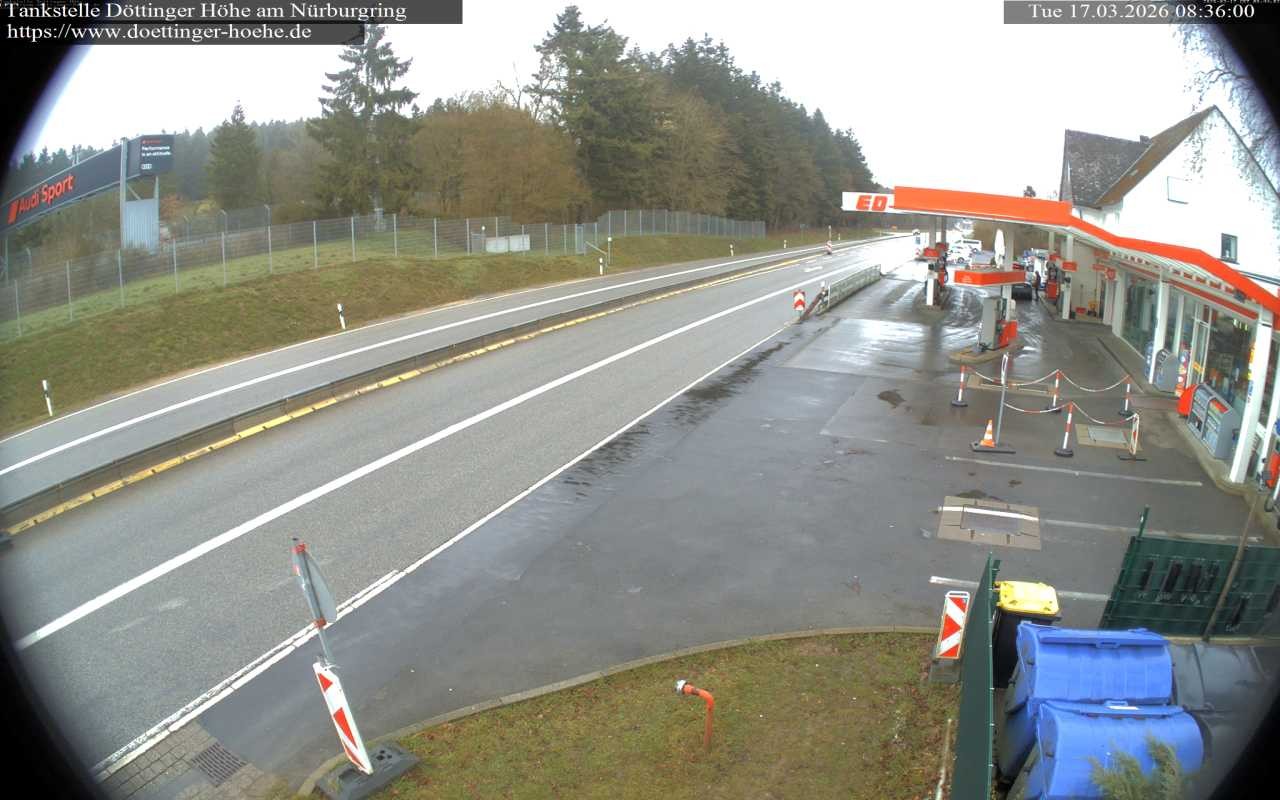 Archiv Foto Webcam Tankstelle Döttinger Höhe am Nürburgring