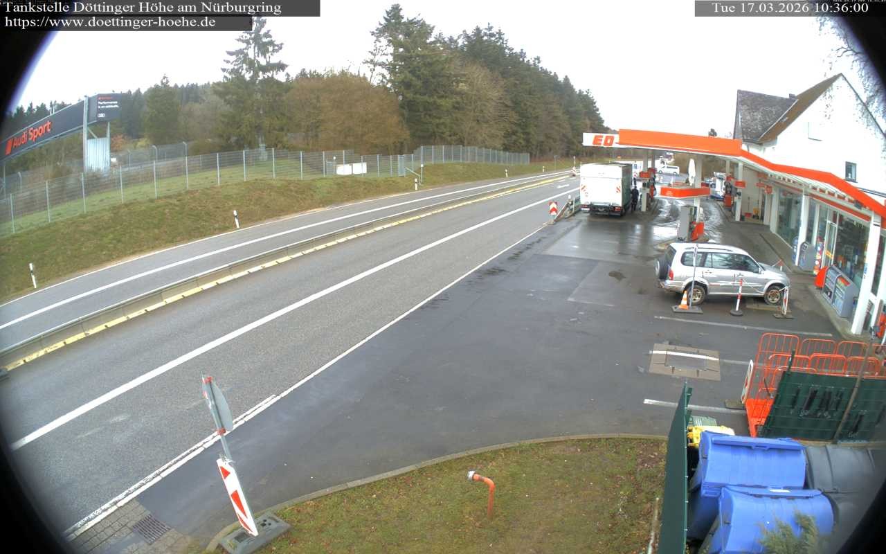 Archiv Foto Webcam Tankstelle Döttinger Höhe am Nürburgring