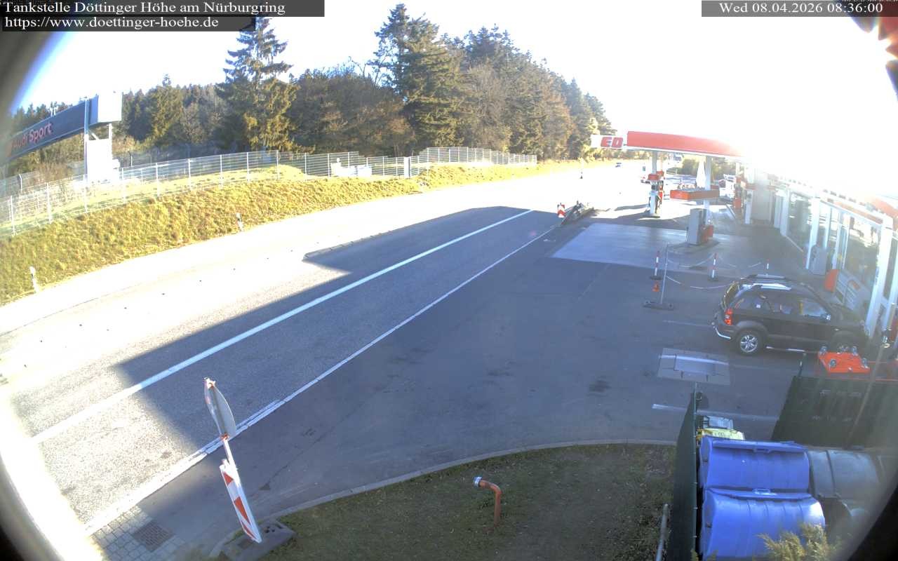 Archiv Foto Webcam Tankstelle Döttinger Höhe am Nürburgring
