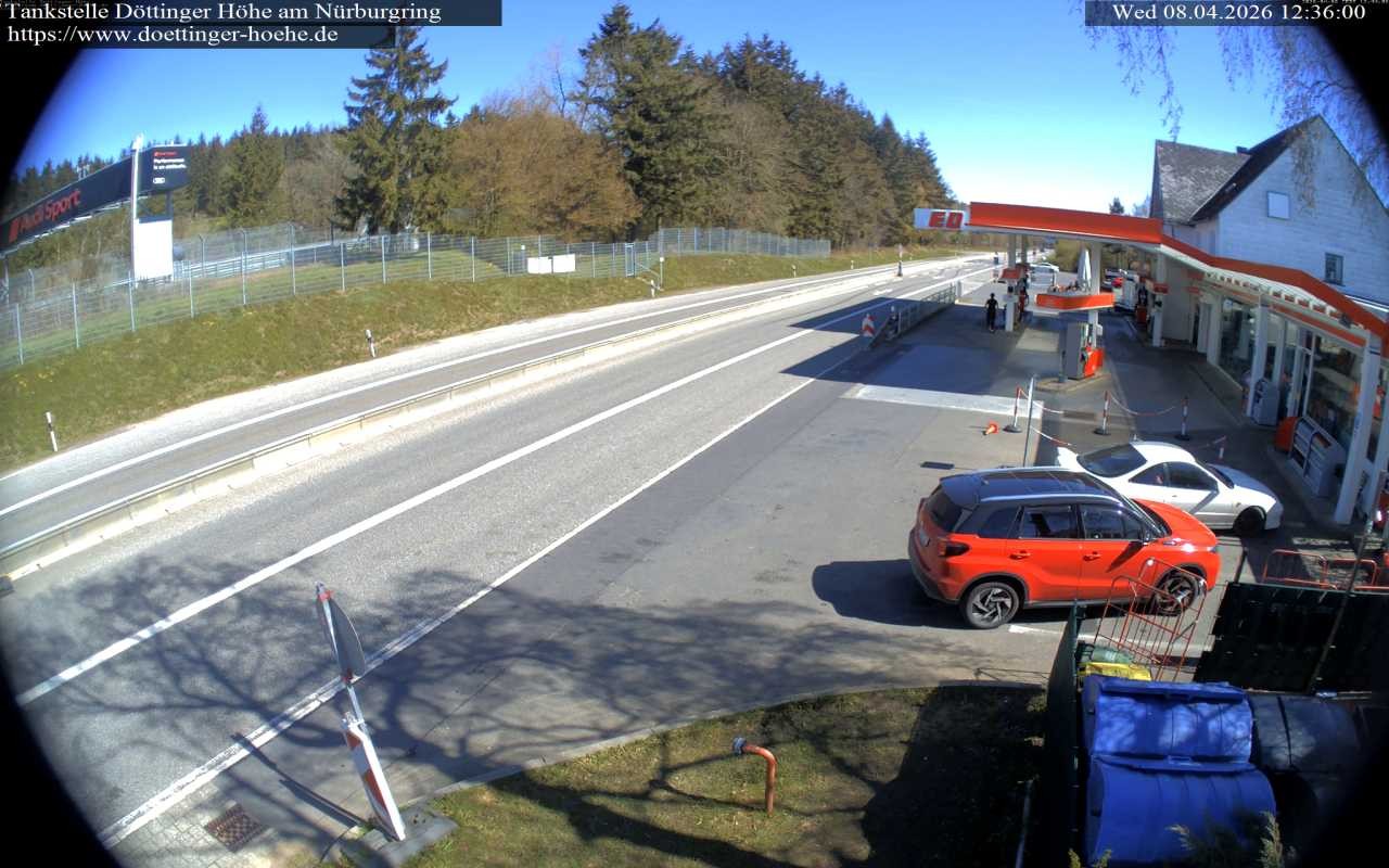 Archiv Foto Webcam Tankstelle Döttinger Höhe am Nürburgring