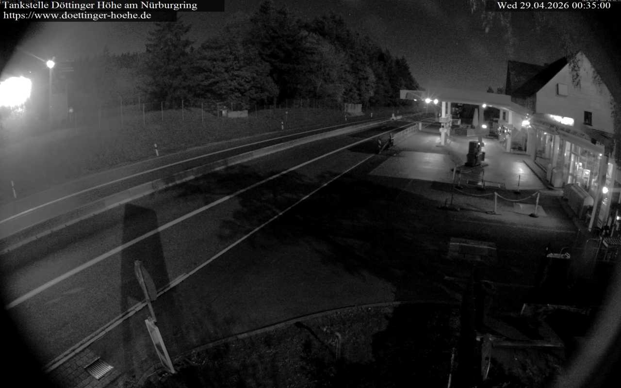 Archiv Foto Webcam Tankstelle Döttinger Höhe am Nürburgring