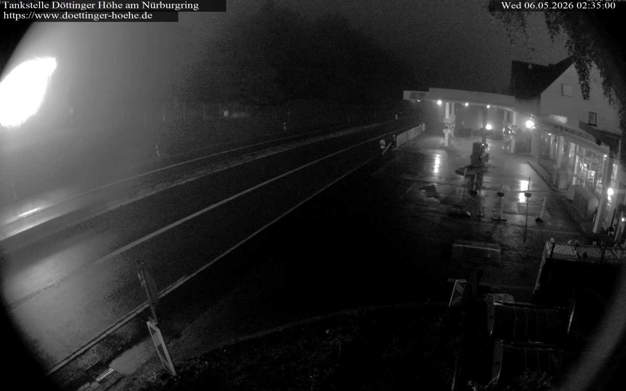 Archiv Foto Webcam Tankstelle Döttinger Höhe am Nürburgring