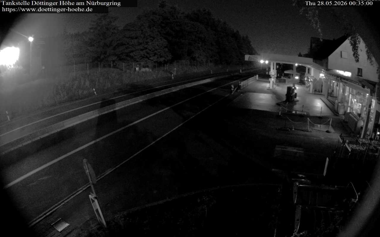 Archiv Foto Webcam Tankstelle Döttinger Höhe am Nürburgring