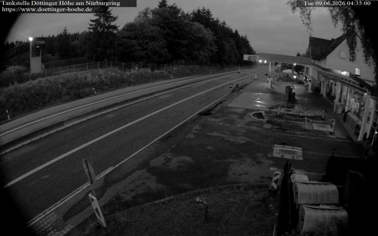 Archiv Foto Webcam Tankstelle Döttinger Höhe am Nürburgring
