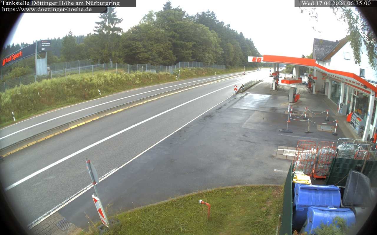 Archived image Webcam Gas station "Döttinger Höhe"