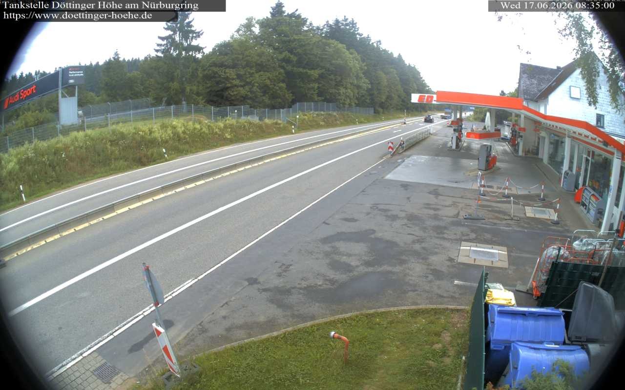 Archived image Webcam Gas station "Döttinger Höhe"
