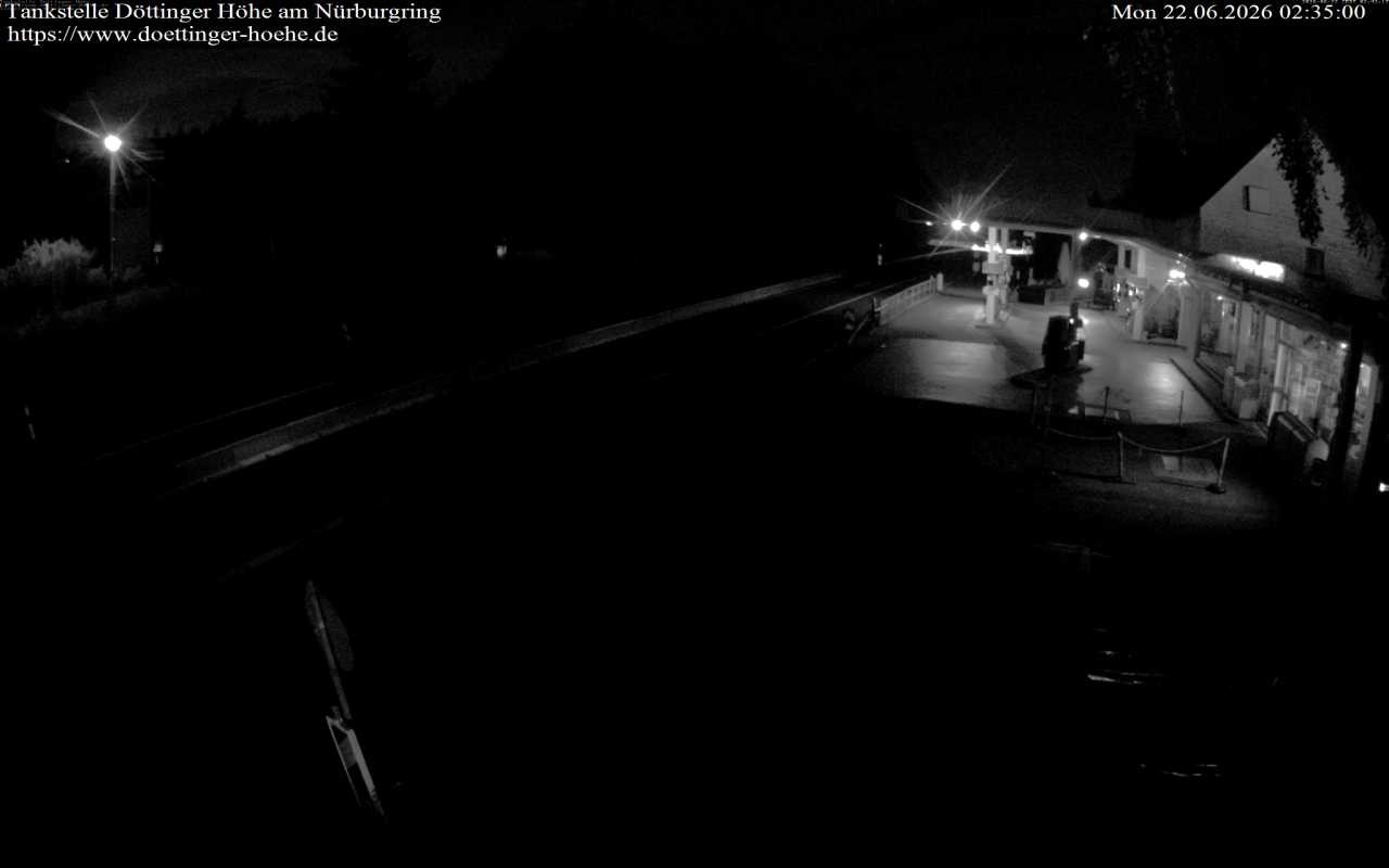 Archiv Foto Webcam Tankstelle Döttinger Höhe am Nürburgring